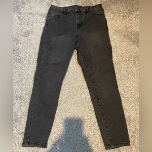 No boundaries sz 15 skinny ankle black jean